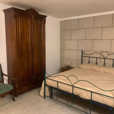 La Casa Di Stefania 2 Centro Storico Lägenhet Lecce Exteriör bild