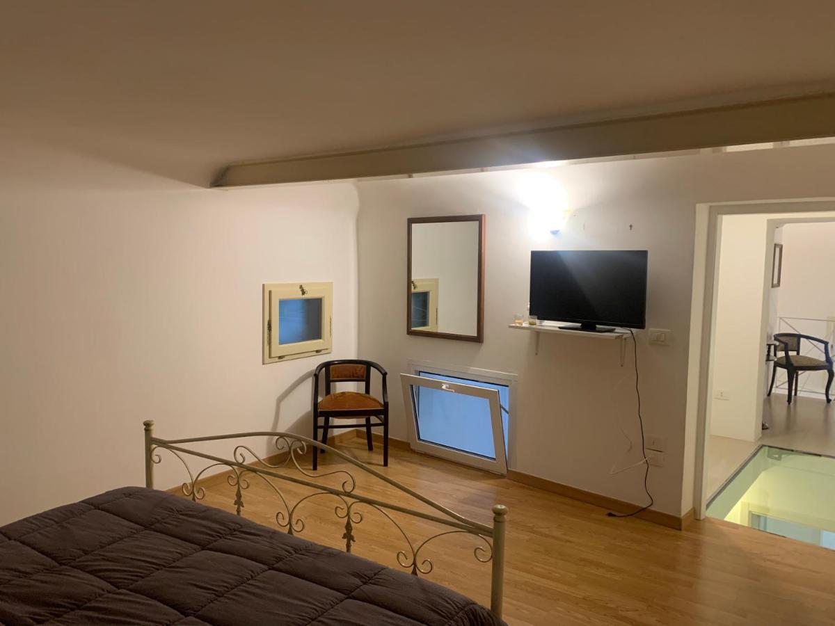 La Casa Di Stefania 2 Centro Storico Lägenhet Lecce Exteriör bild