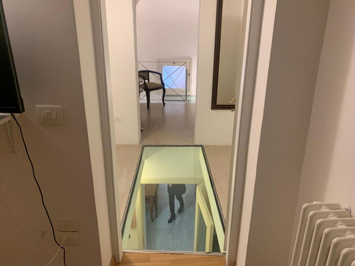 La Casa Di Stefania 2 Centro Storico Lägenhet Lecce Exteriör bild
